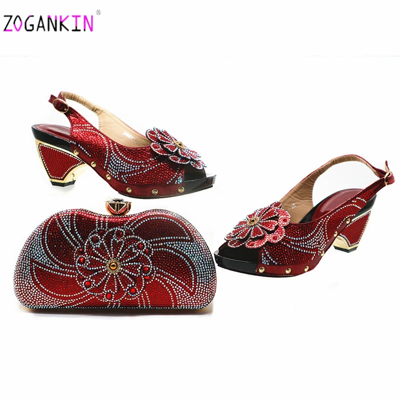 Популярная новинка комплект из женских туфель и сумочки в итальянском стиле