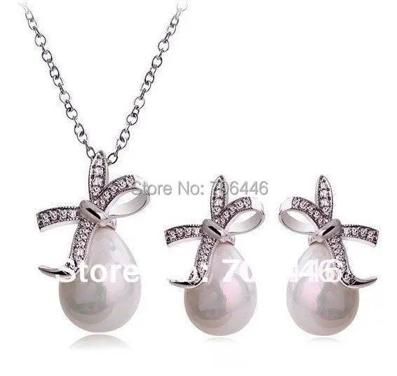 Цепочки с кристаллами серебрянной акантовкой капелькой слезинкой искусственный