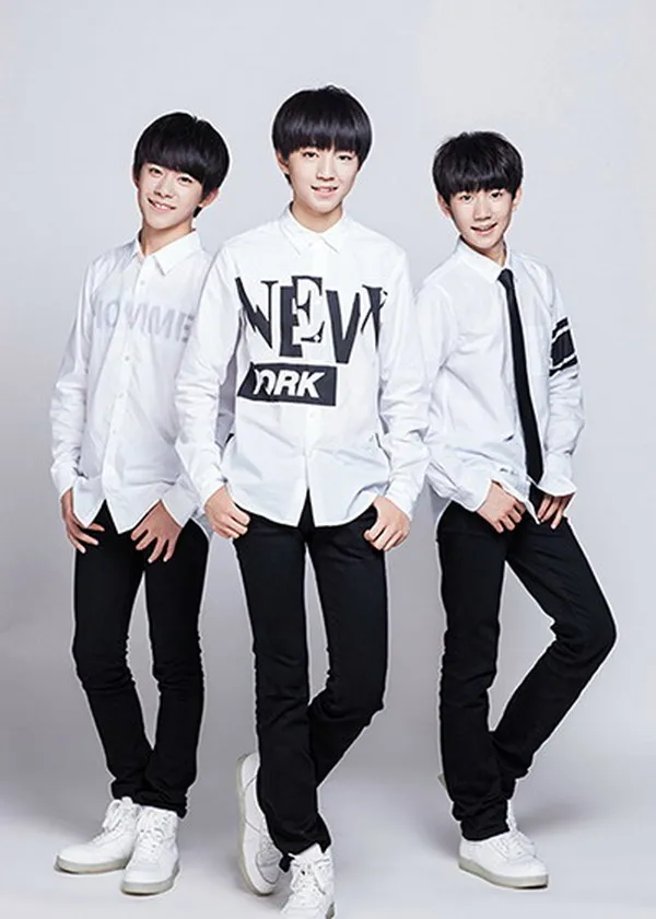 

Idol Group TFBOYS 150*200CM Single-layer Blanket #39494