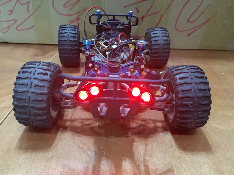 Задний фонарь для 1/10 VKAR BISON Monster Truck | Игрушки и хобби
