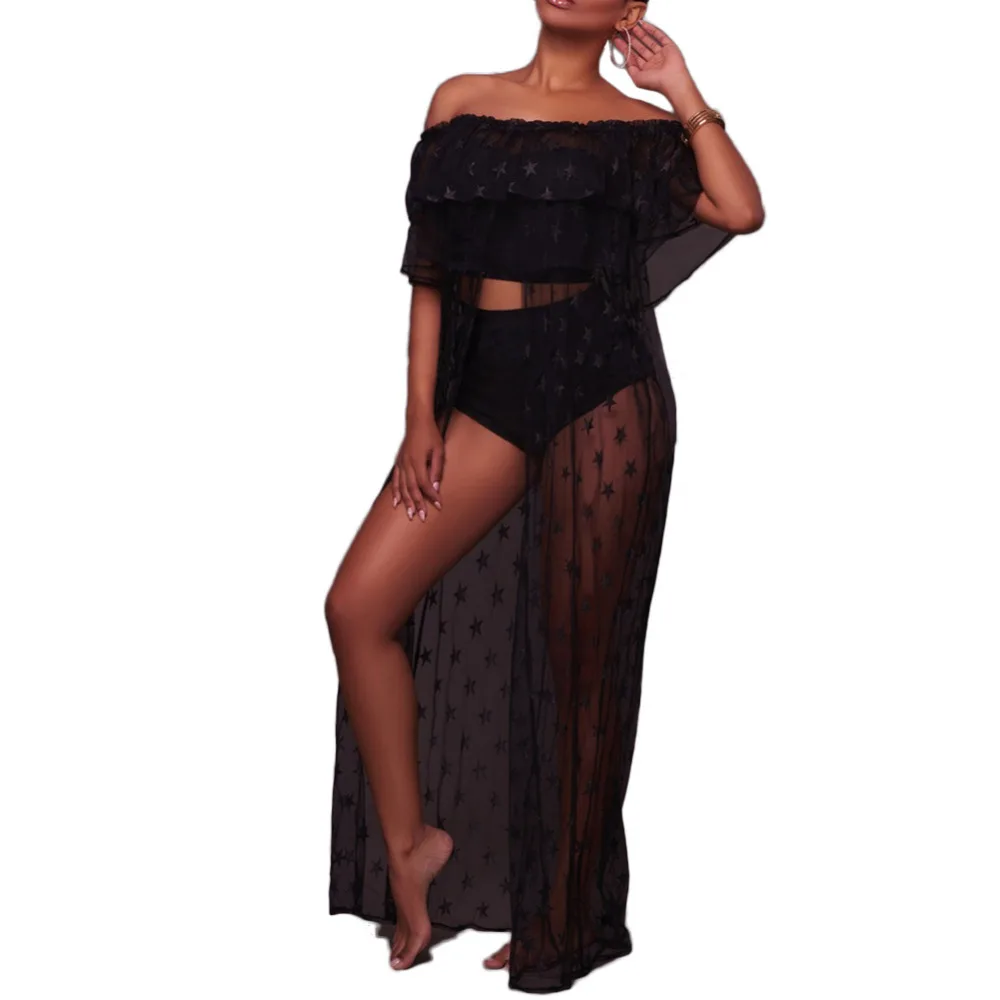 Пикантная женская накидка на купальник с оборками и открытыми плечами вязаная