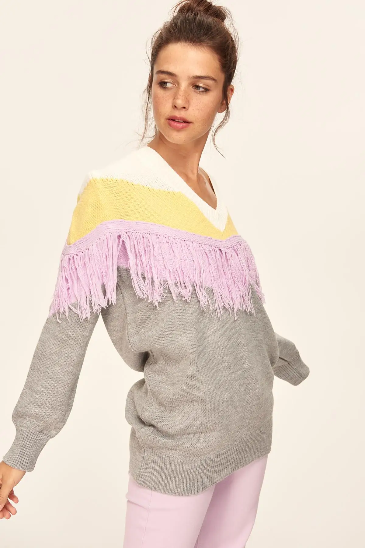 Trendyol Gray Tassels Sweater TCLAW19DU0032 |