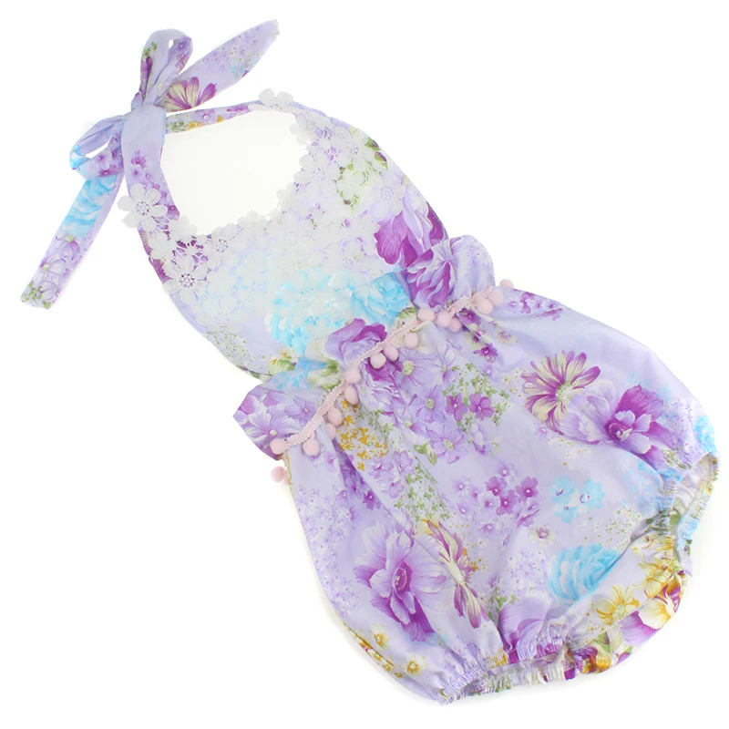 Красивый фиолетовый цветочный комбинезон с открытой спиной для девочек летний