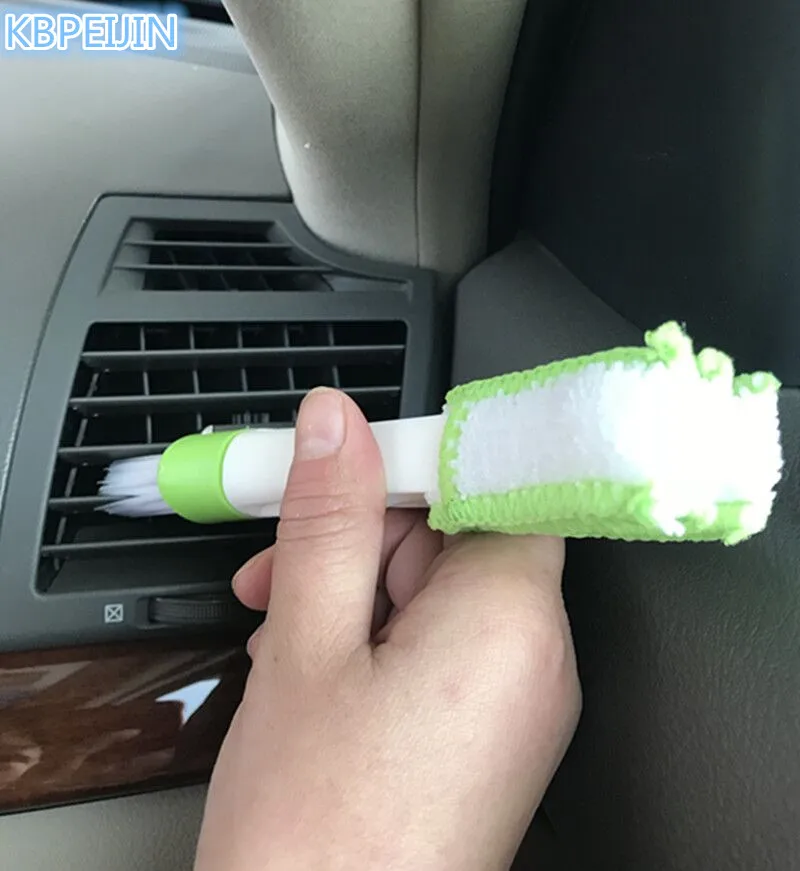 Автомобильная щетка-наклейка для чистки жалюзи на вентиляционное отверстие