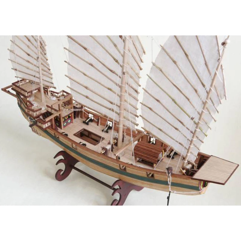 Парусное судно &quotЗеленые брови&quot.Модель для сборки.Для профессиональных