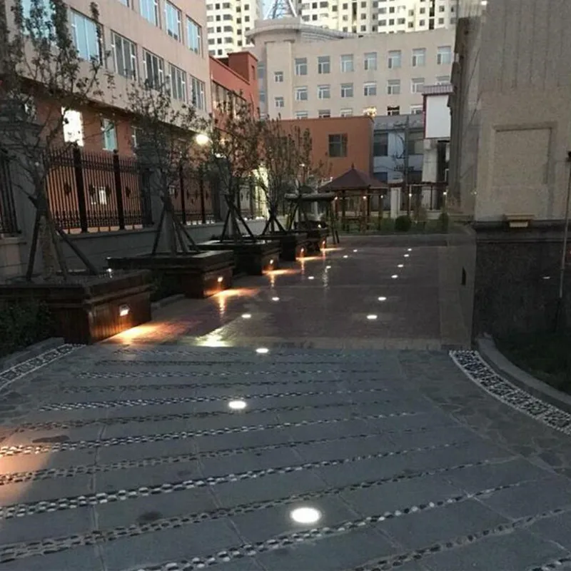 Лидер продаж солнечный подземный свет 2LED открытый Водонепроницаемый IP65 газон