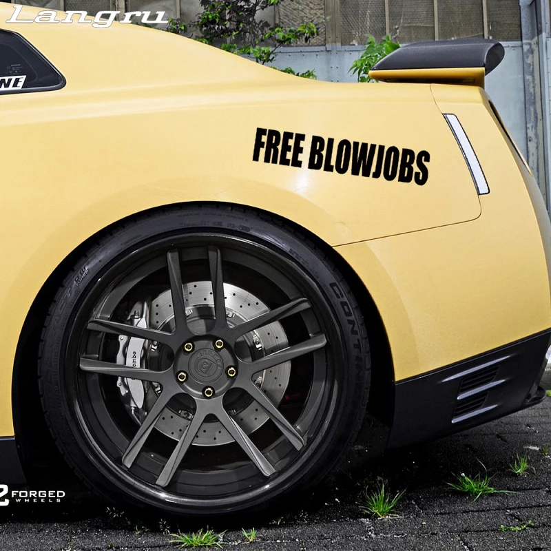 Виниловая наклейка Langru Free Blowjobs на окно автомобиля стенок бампера смешная шутка