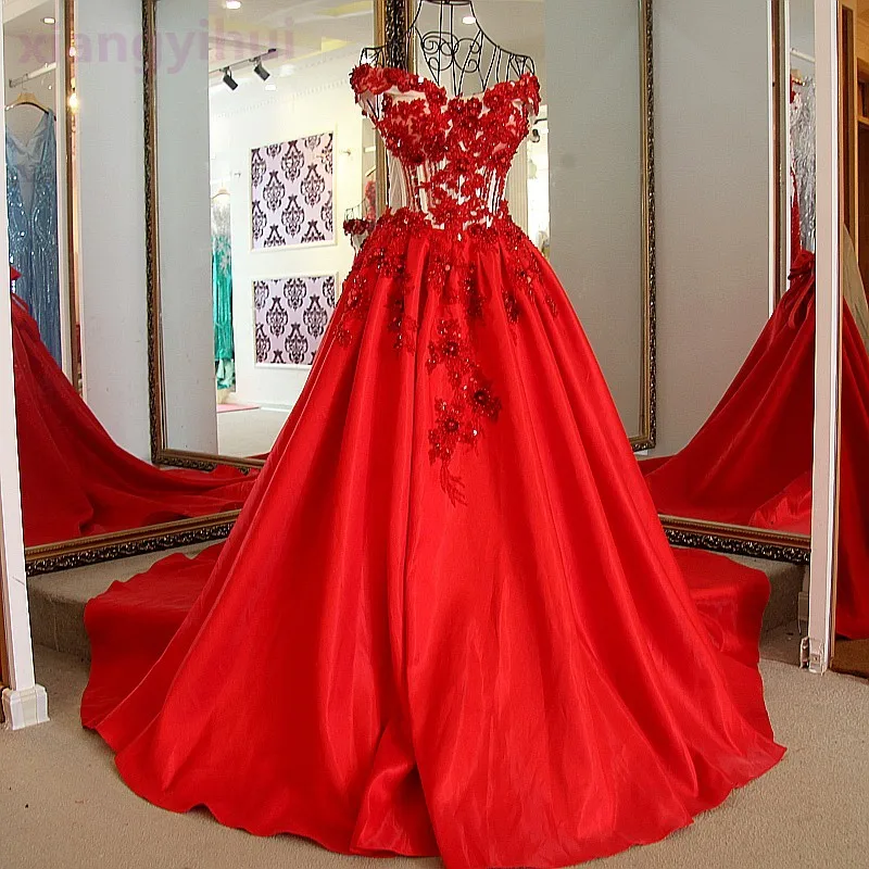 A-line Милая Шеи Линии Вечернее Платье Длиной до пола С Плеча Аппликации