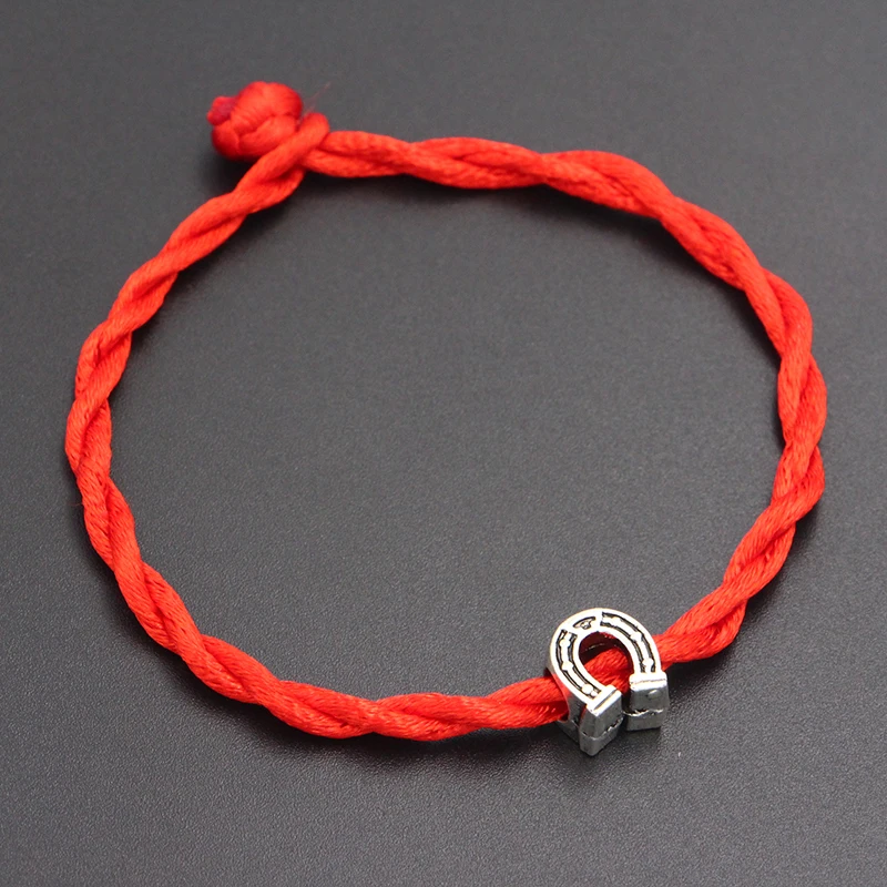 Red Новинка, милые бусины-подковы, 4 мм, Красная Нить, браслет, красный, ручной работы, Канатный браслет с подвесками для женщин и мужчин, ювелирные изделия - Окраска металла: Red