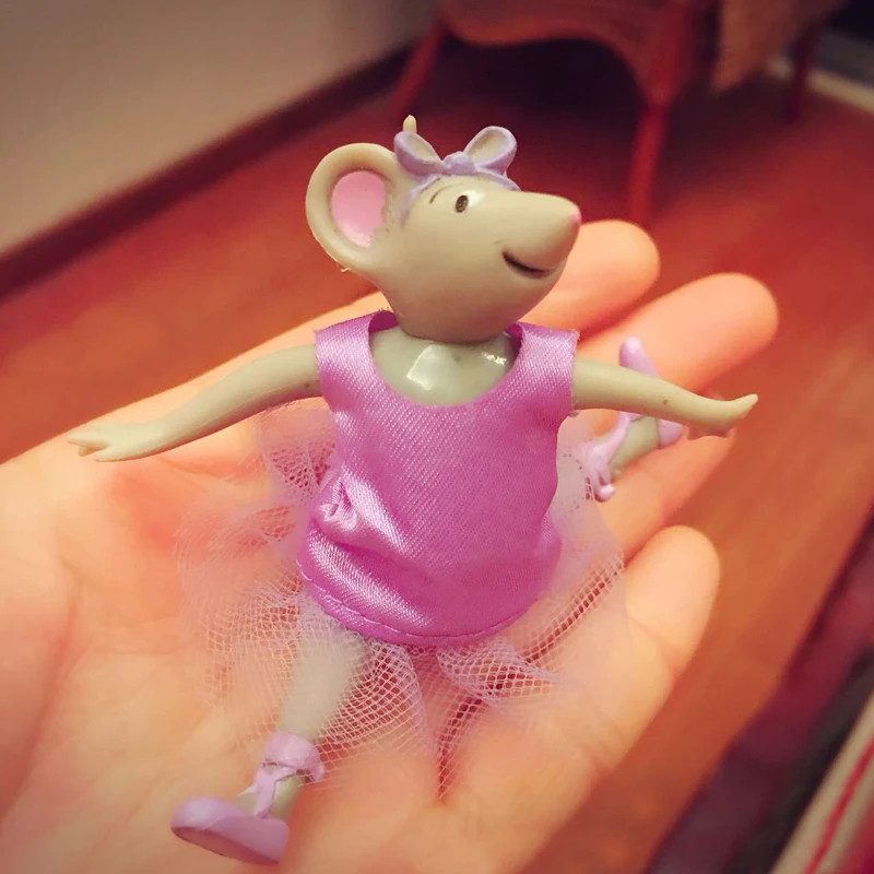 

D0121 Hot sale New Year children girl birthday gift 8cm cartoon dancing mouse random type 5pcs