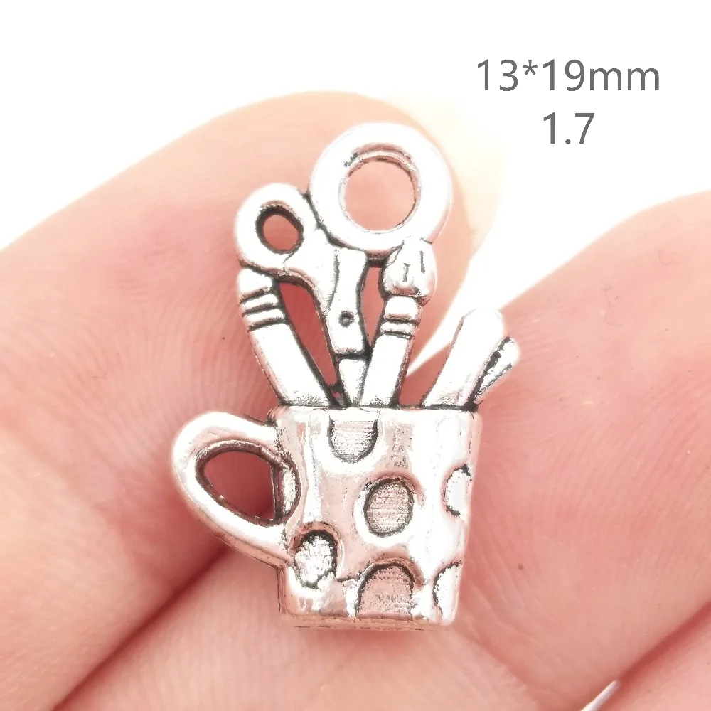 Смешанный 30 шт. антикварный посеребренный школьный Шарм с надписью мастер