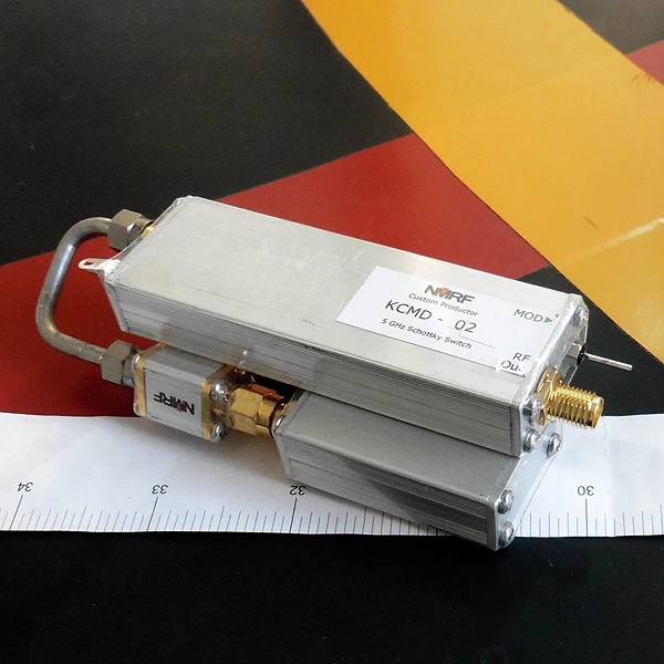 Модуль VCO от 5 до 220 МГц сверхширокополосный осциллятор с контролем напряжения