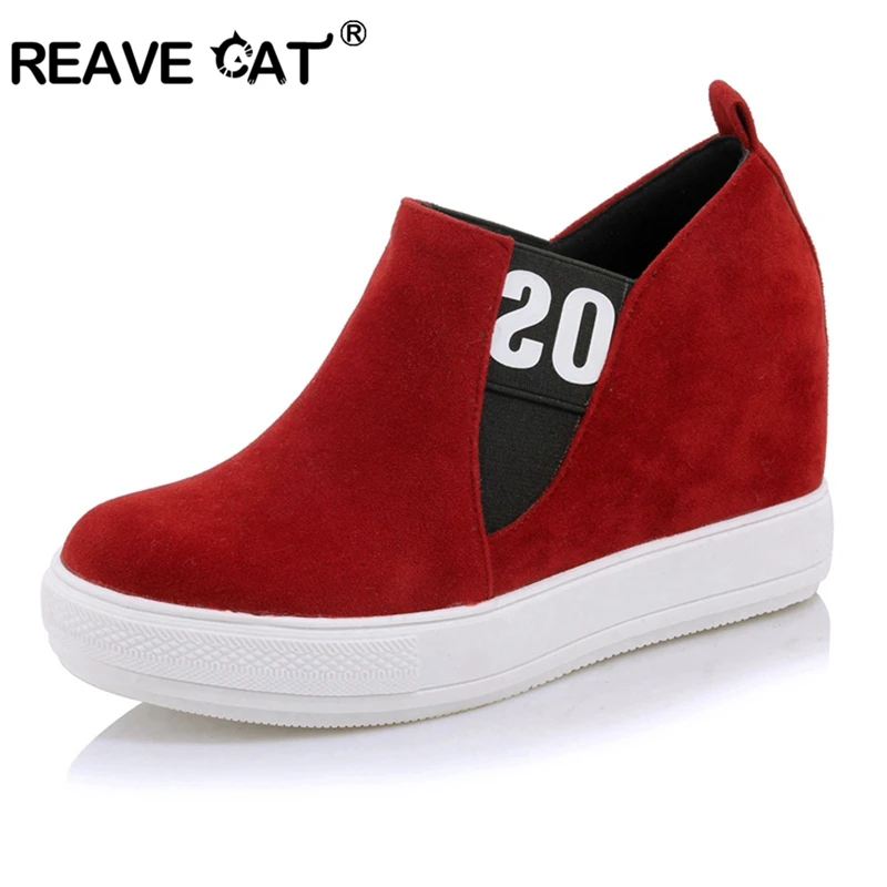 Женские туфли на танкетке REAVE CAT повседневные Черные слипоны больших размеров 34-43