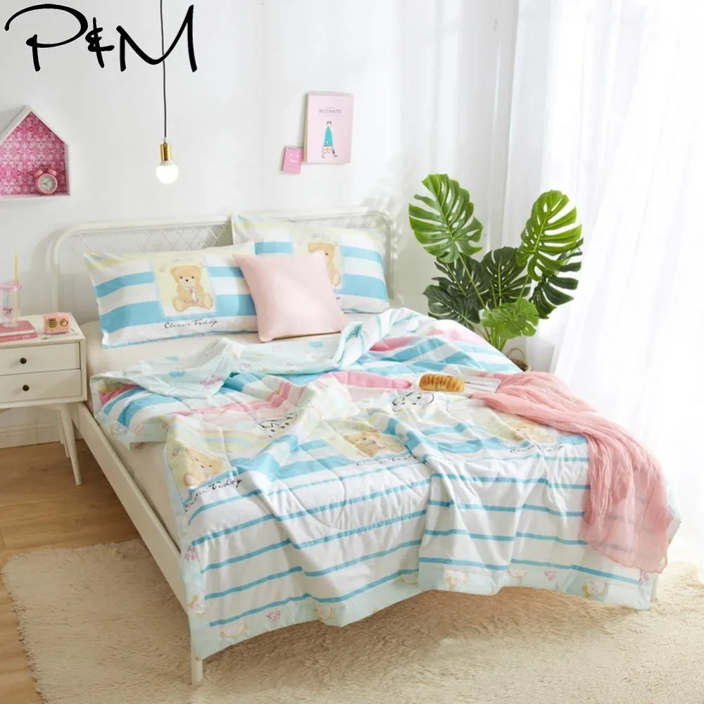 Стеганое одеяло из хлопка с синими линиями тонкое стеганое изображением мишки