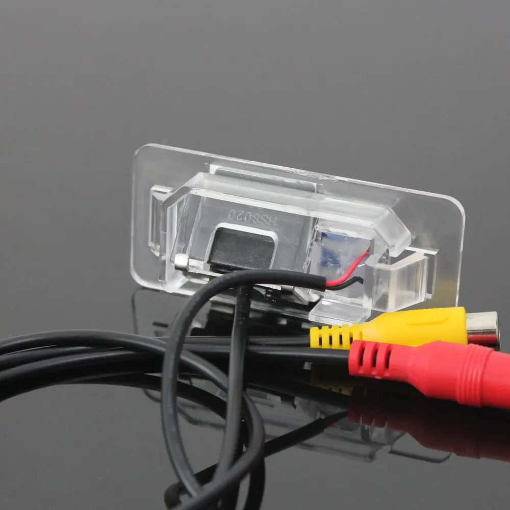 Liislee Car Rear View Camera For BMW 1 E82 E88 / Reverse HD CCD RCA NTST PAL License Plate Light | Автомобили и мотоциклы