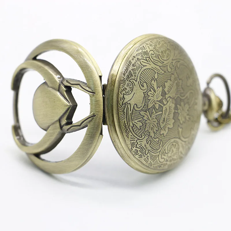 Vintage Bronze The Avengers Loki Hollow Quartz Pocket Watch Analog Pendant Necklace Gift PB581 | Наручные часы