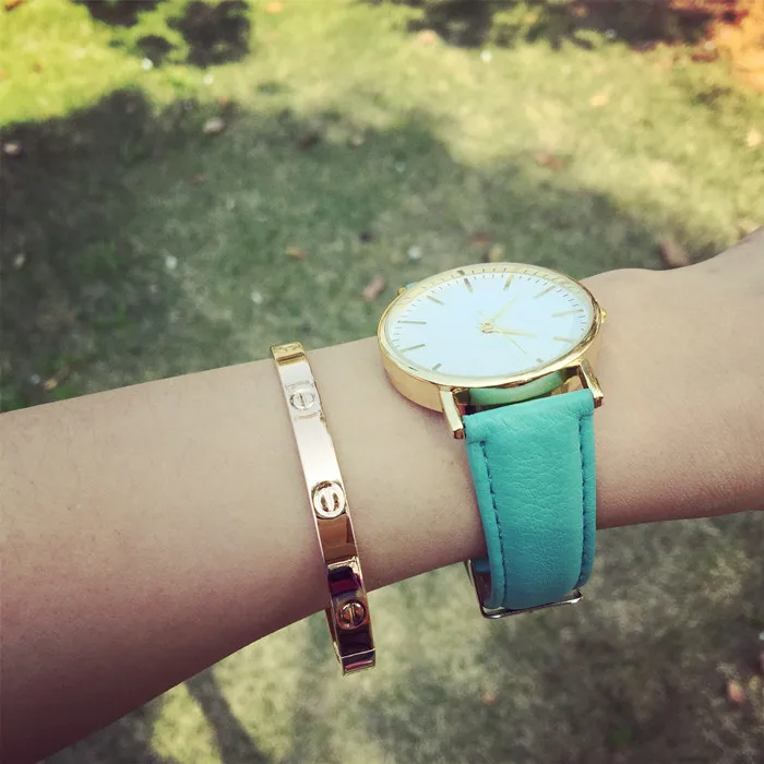 Часы с кожаным ремешком женские кварцевые часы розового цвета 6 видов цветов 2015 |