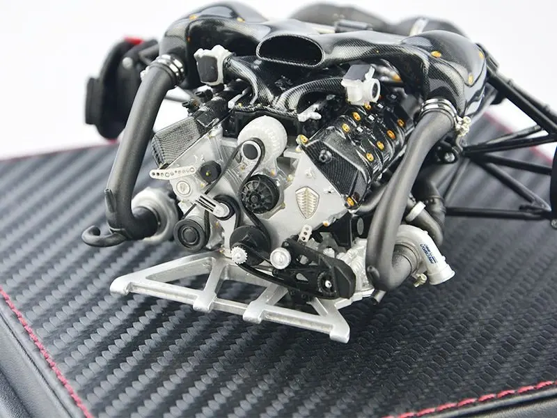 Смола FrontiArt Avan стиль Agera RS Модель двигателя 1:18 + маленький подарок! |