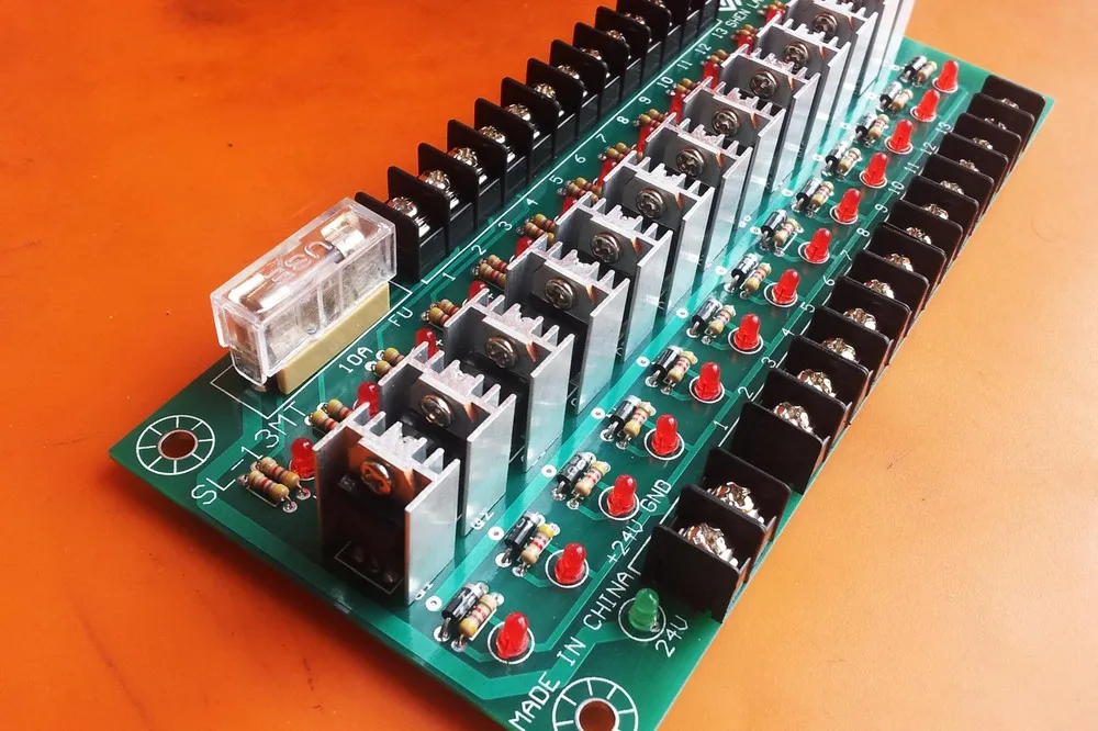 13-дневная Плата усилителя ПЛК плата мощности выход в литье под давлением |