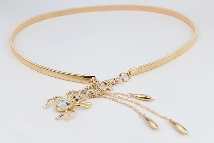 Женское эластичное платье с цепочкой и кристаллами Серебряное металлической |