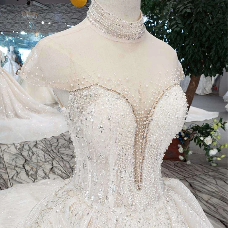 HTL254 свадебное платье с открытой спиной и рукавами-крылышками высоким воротом