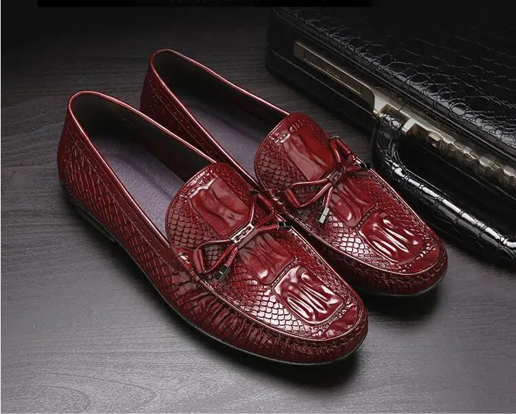 

Genuine Leather Men's Flats Loafers Slip-on bowknot Soft Driving Shoes Smart Casual Moccasin Gommino Spring Alligator Pattern