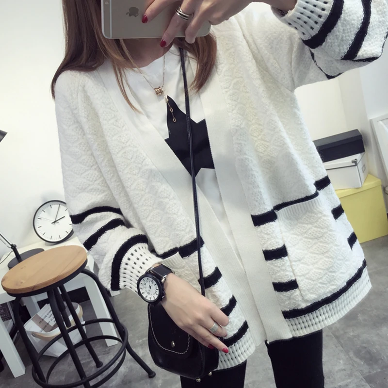 Шить вязаный свитер верхняя одежда Женская Осенняя Новинка 2017 года Куртки и