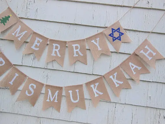 Персонализированные Merry Chrismukkah в декорированном мешковиной горшке баннеры на