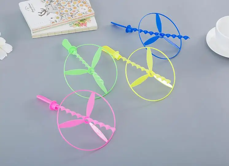 10Pcs/5Pcs Children Outdoor Bamboo Dragonfly Plastic Handle UFO Toy Fairy Flying Saucer Flying Ourdoor Toys for Children GYH