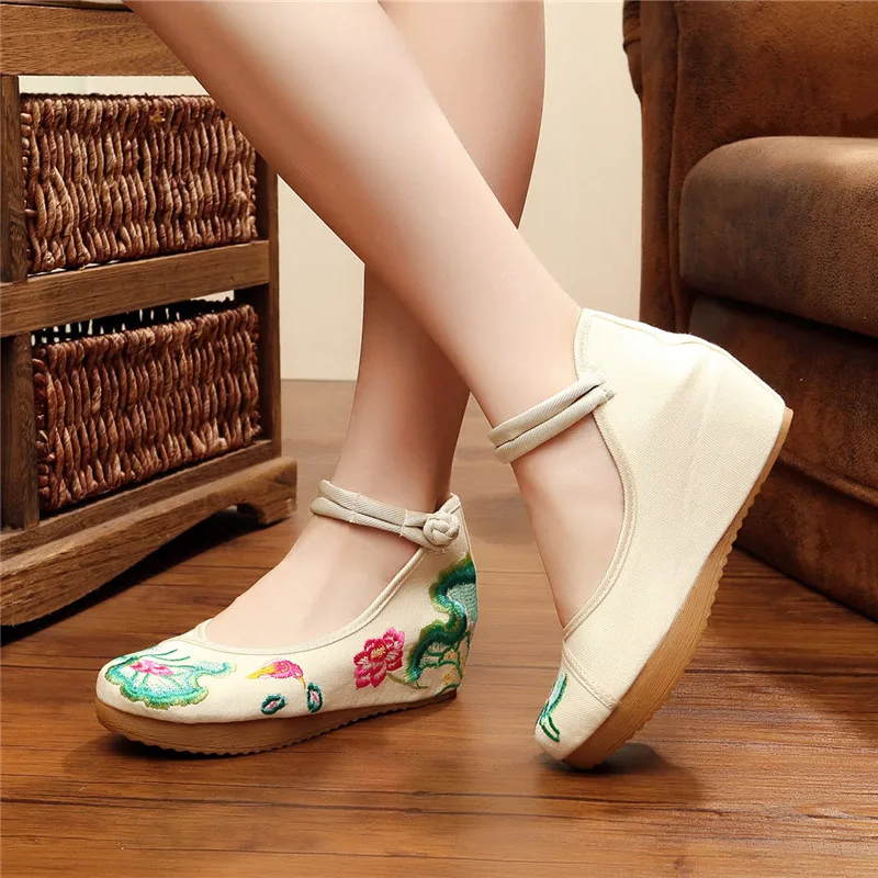 Zapatos Mujer Новинка 2017 года модная женская повседневная обувь китайский Стиль