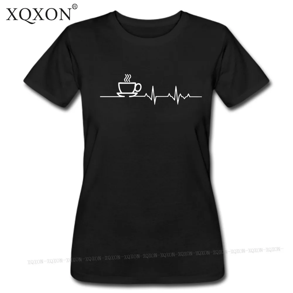 

XQXON, забавный дизайн, футболка с принтом кофе влюбленная сердцебиения, повседневная модная хлопковая женская футболка, топы, футболка W51