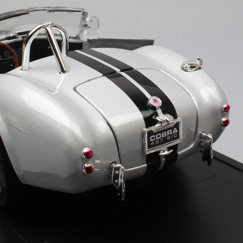 1/18 масштабная большая винтажная модель спортивных автомобилей Ford Shelby Cobra 427 S/C AC 1964, литая под давлением детская коллекция хобби, реплики