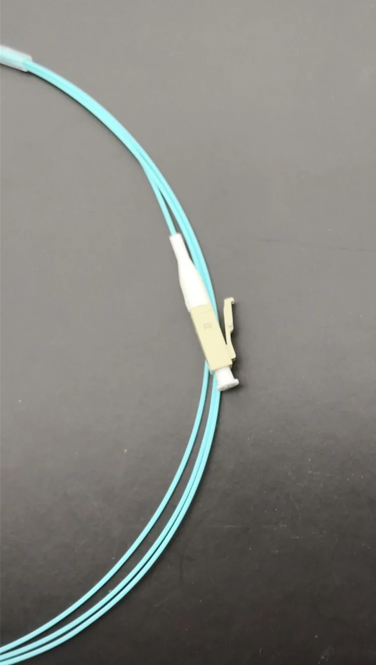 FTTH LC волоконно оптический свиной хвост 50/125 OM3 0 9 мм 1 5 м ПВХ/LSZH|Оптоволоконное