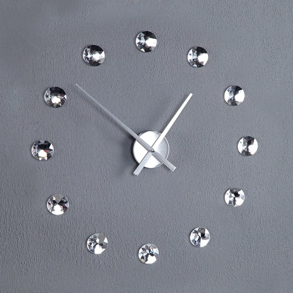 

Meijswxj Round Creative Wall Clock Classic Fashion DIY Wall Clock Silver Living Room BedroomHome Wall Decorative Ornaments