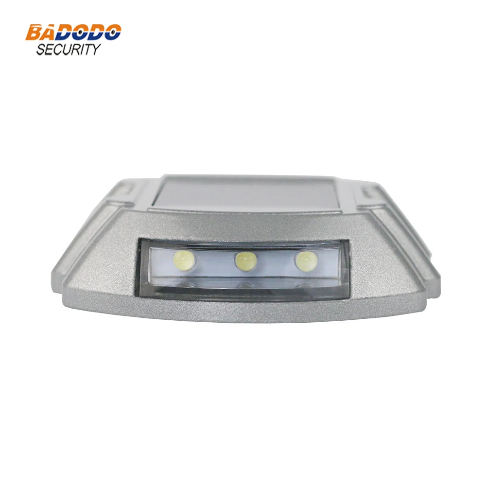 IP68 Водонепроницаемый светодиодный дорожный светильник на солнечной батарее