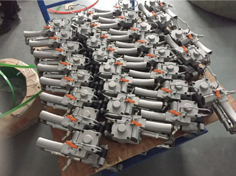 

VEVOR Handheld Pneumatic PET/PP Strapping Tool Packing Banding Machine with free shipping