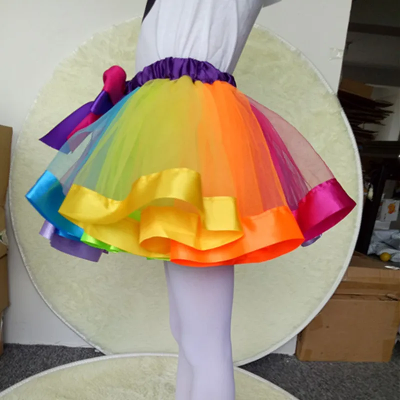 Новые юбки для девочек сезона 2017 юбка с радужным рисунком бантом юбка-пачка