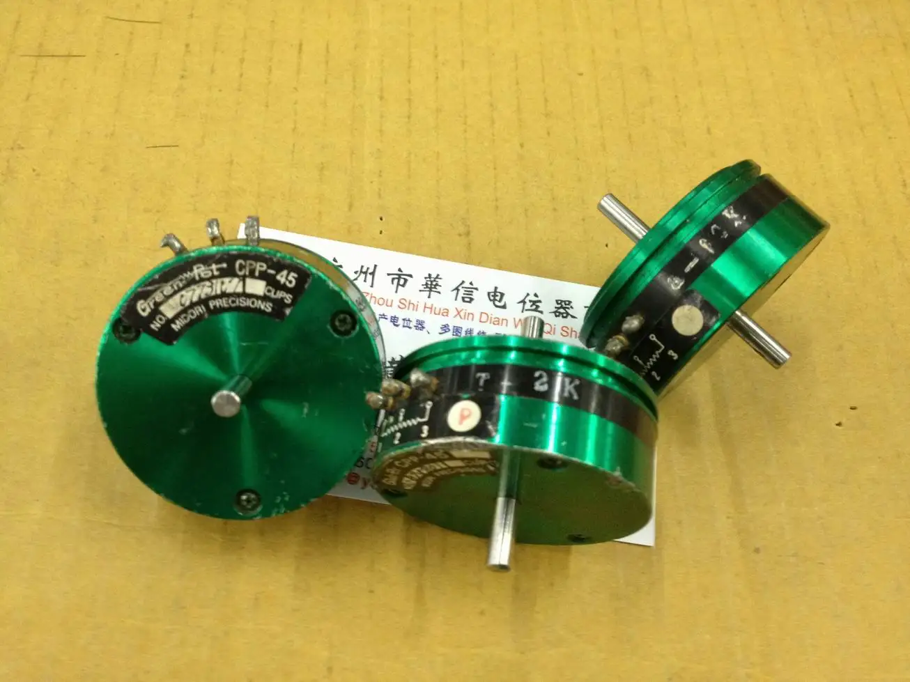 

[VK] Used MIDORI CPP-45 2K 10k conductive plastic potentiometer biaxial diameter 4MM switch