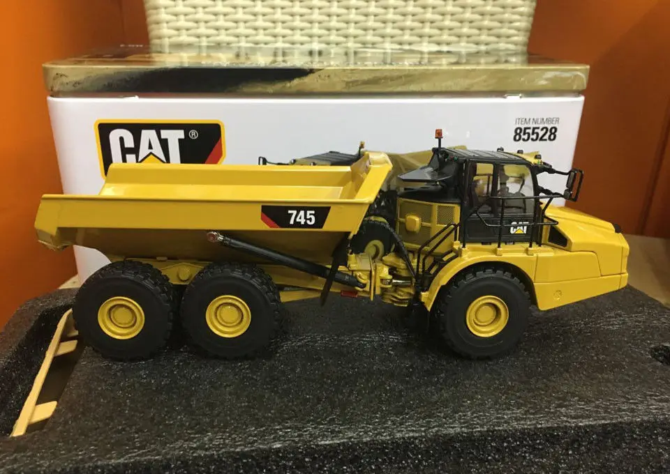 

Масштаб 1/50, металлическая модель CATERPILLAR CAT 745, шарнирный грузовик от бренд DIECAST MASTERS DM85528