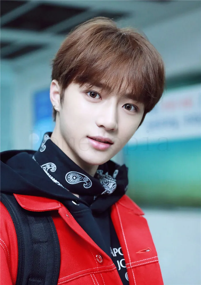 Зеленый Kpop TXT плакаты глянцевая бумага яркий цвет украшения дома настенные принты для гостиной спальни - Цвет: Зеленый
