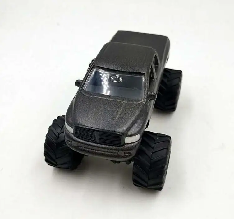 JADA 1:64 улучшенные модели автомобилей из сплава высокая модель 2003 Dodge RAM 1500