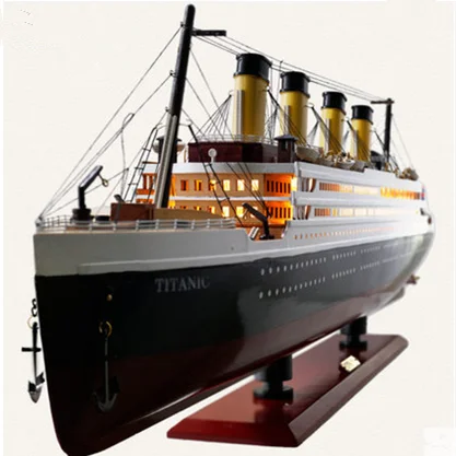 Fashion Titanic Model Decoration Wood Sailboat Craft Ship Simulation Lights Cruise Creative Decor | Дом и сад