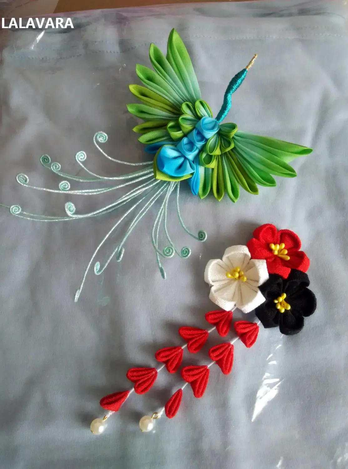 LALAVARA Заказные азиатские традиционные аксессуары для волос tsuami Kanzashi Шелковый Павлин шпилька для волос большой счастливый птица чародей