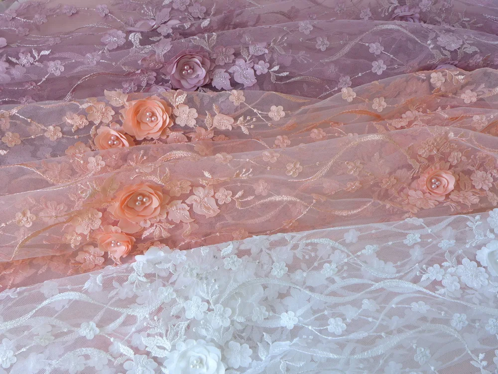 Свадебная кружевная ткань с фиолетовыми лепестками 125 см|wedding lace fabric|fabric with beadslace