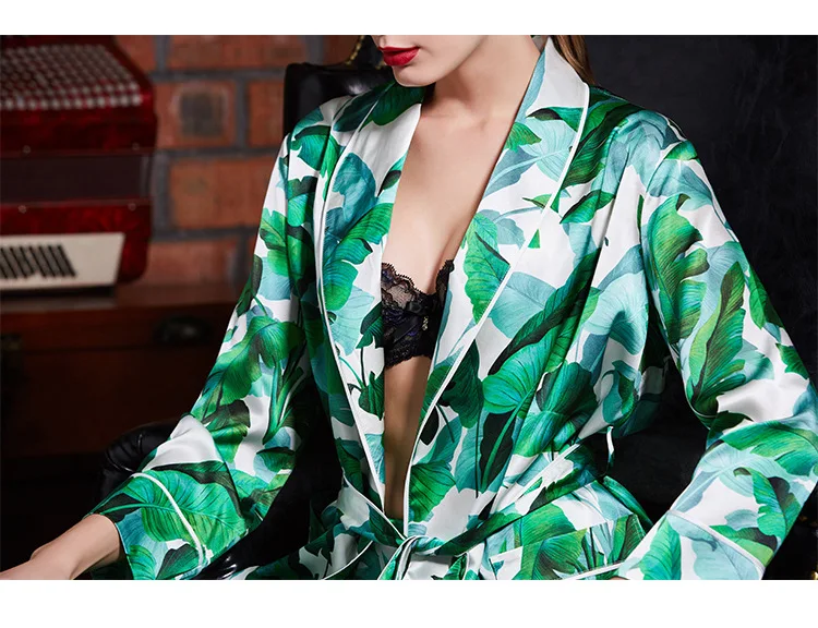 Ladies Silk Pajamas suit 100% silk two piece Home Furnishing wear long sleeved pants