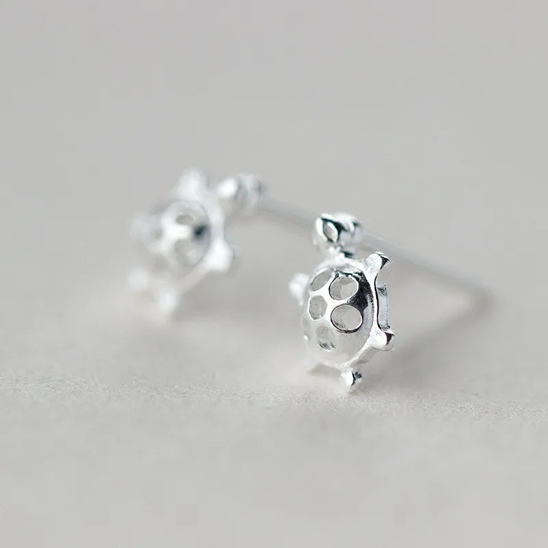 Женские гипоаллергенные серьги гвоздики в виде черепахи|stud earrings|stud earrings for
