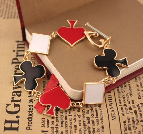 Мода Изысканный Глазури Современный Покер Карты Сердца Лопата Слива Площадь