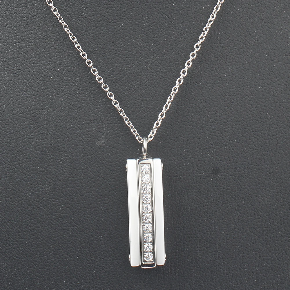 Цепочка с керамическим кулоном фианитами 1 ряд| |