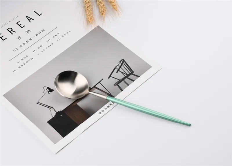 4PCS/Set Cutlery Stainless Steel Green Gold Silver Two Colors Dinnerware Set Dinner Fork Knife Scoops 4PCS Cutlery Set