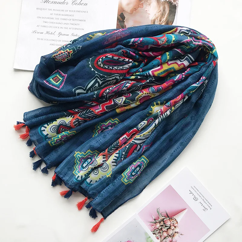 2019 Fashion Paisley Print Tassel Scarves And Shawl Beautiful Floral Foulard Wrap Scarf Hijab Muffler Free Shipping |